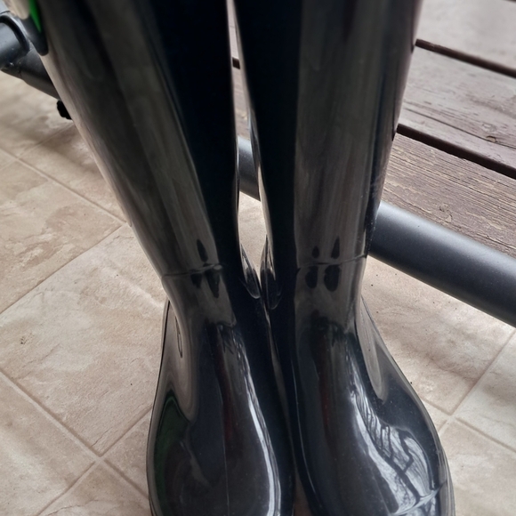 Classic Black Women's Rain Boots - Picture 4 of 7